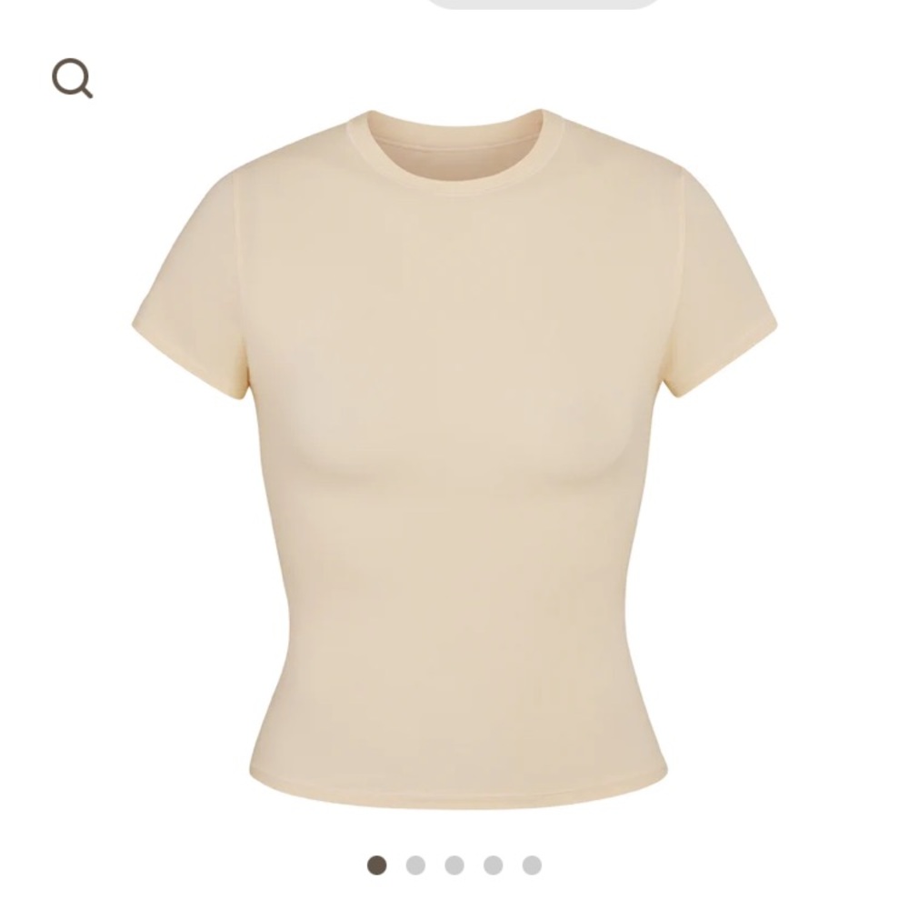 SKIMS Cream Short Sleeve Tee